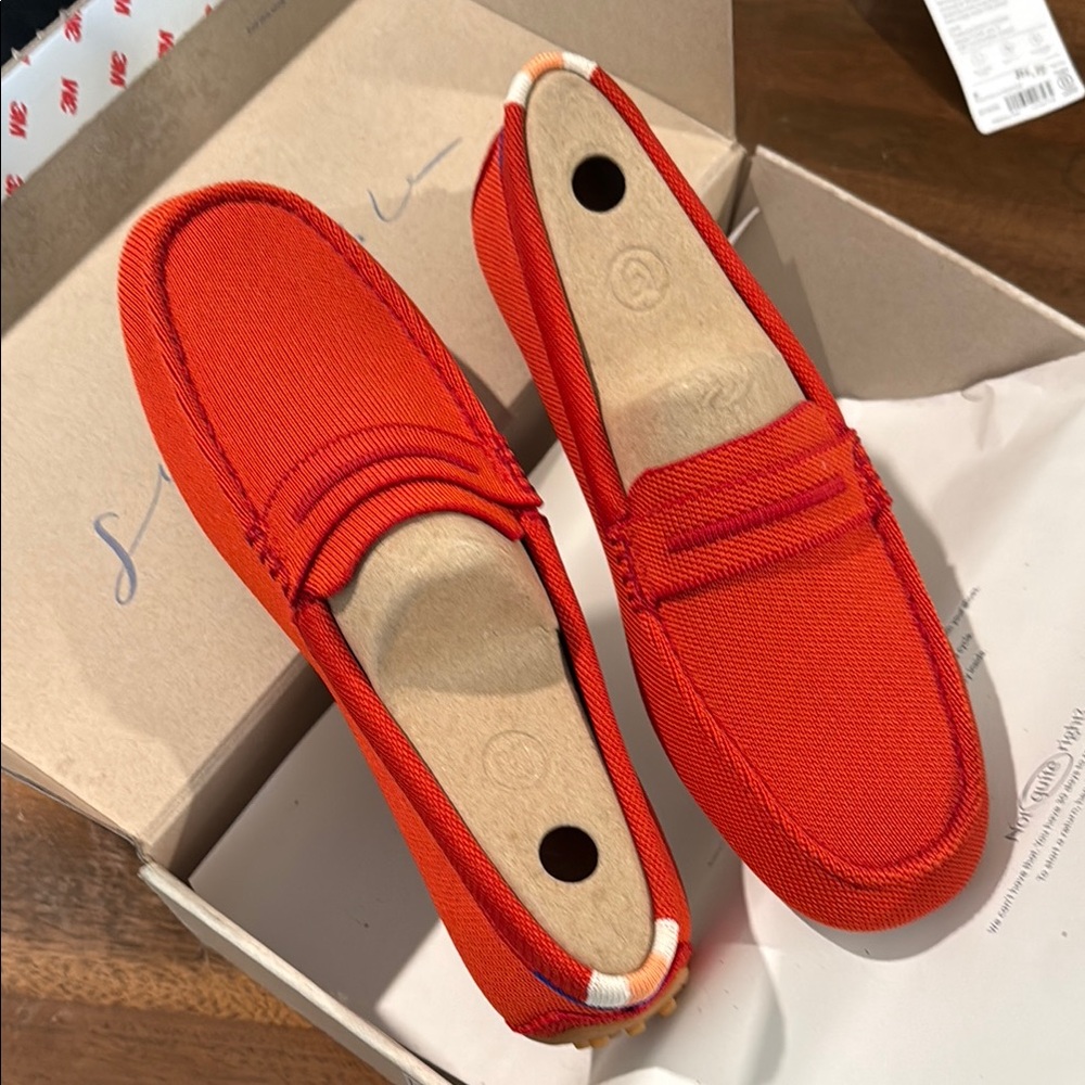 NIB Rothy’s drivers